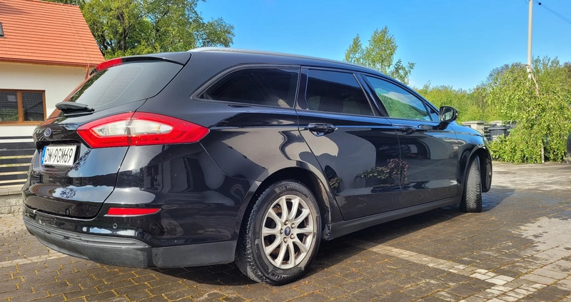 Ford Mondeo cena 39500 przebieg: 221000, rok produkcji 2015 z Wrocław małe 121